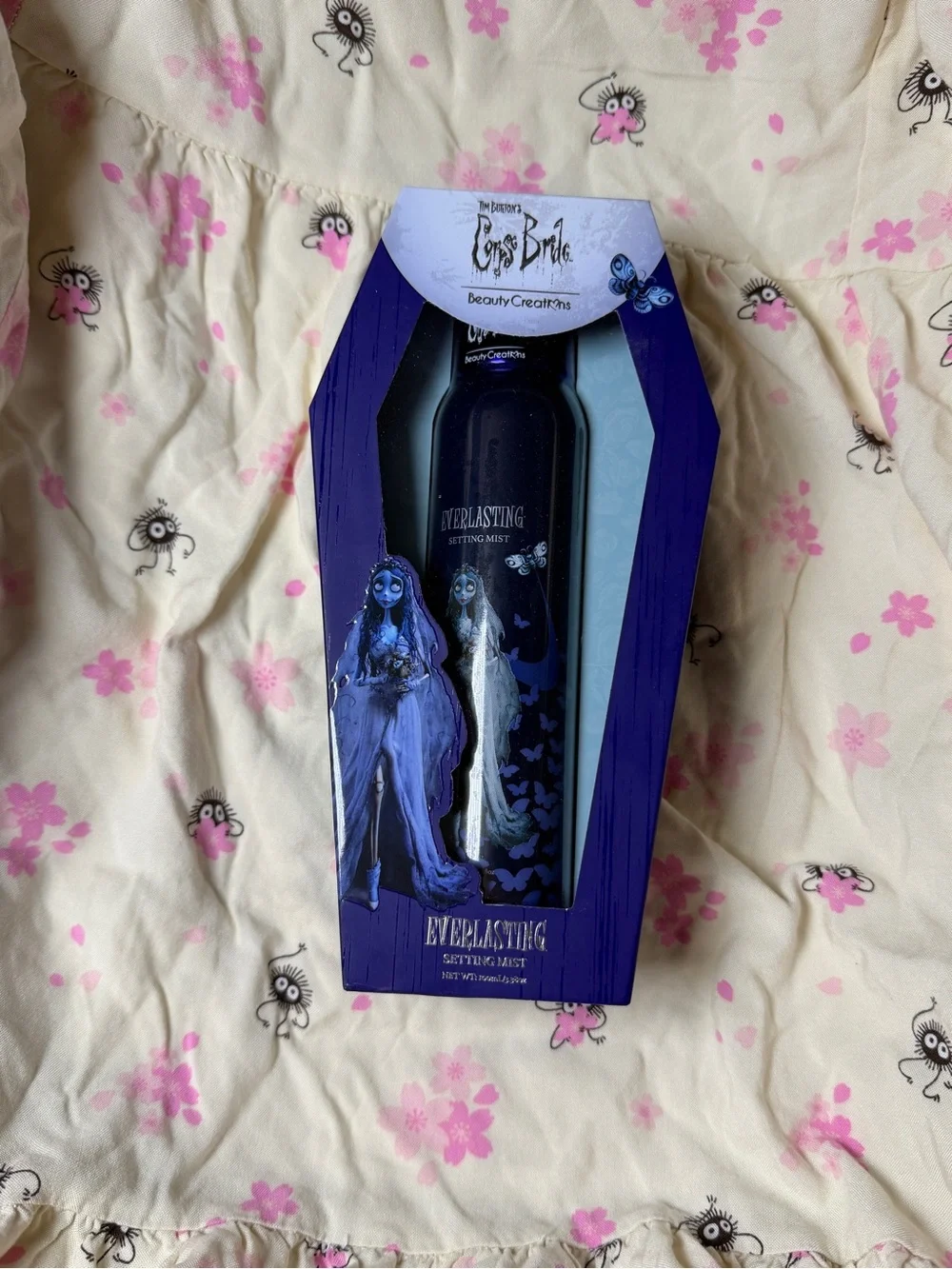 Beauty Creations Corpse Bride-Inspired Make up accessories